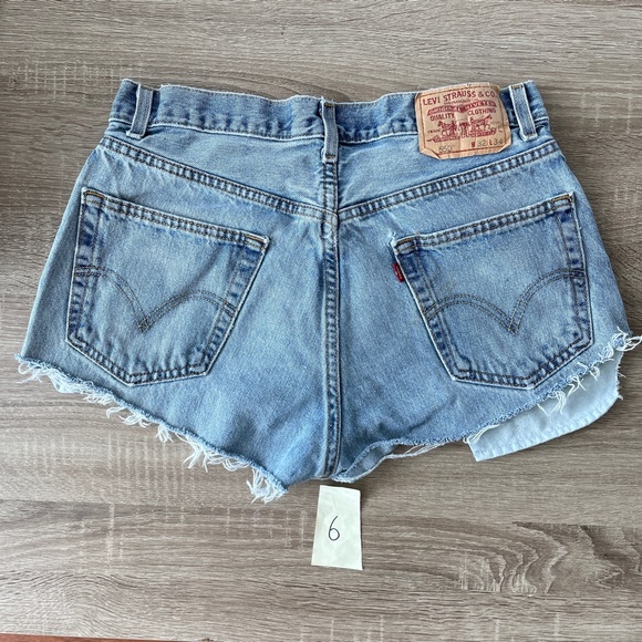 Vintage Levi's 550 high waist denim cutoff shorts - Picture 6 of 13
